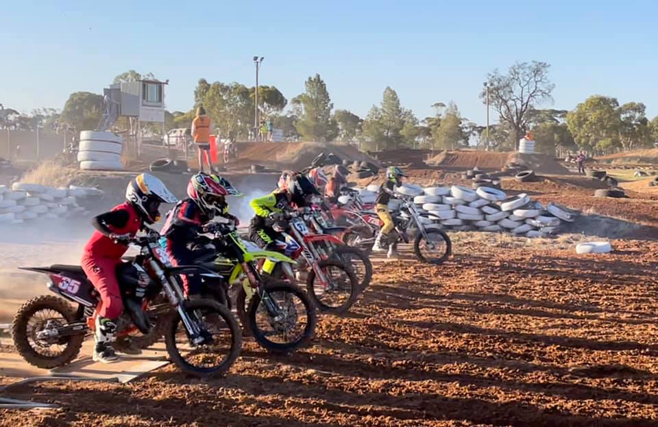 swan hill moto x
